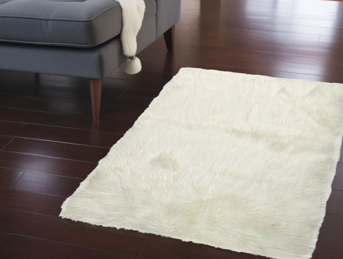 24" X 36" X 1.5" Off White Faux Rectangular - Area Rug-294253-1