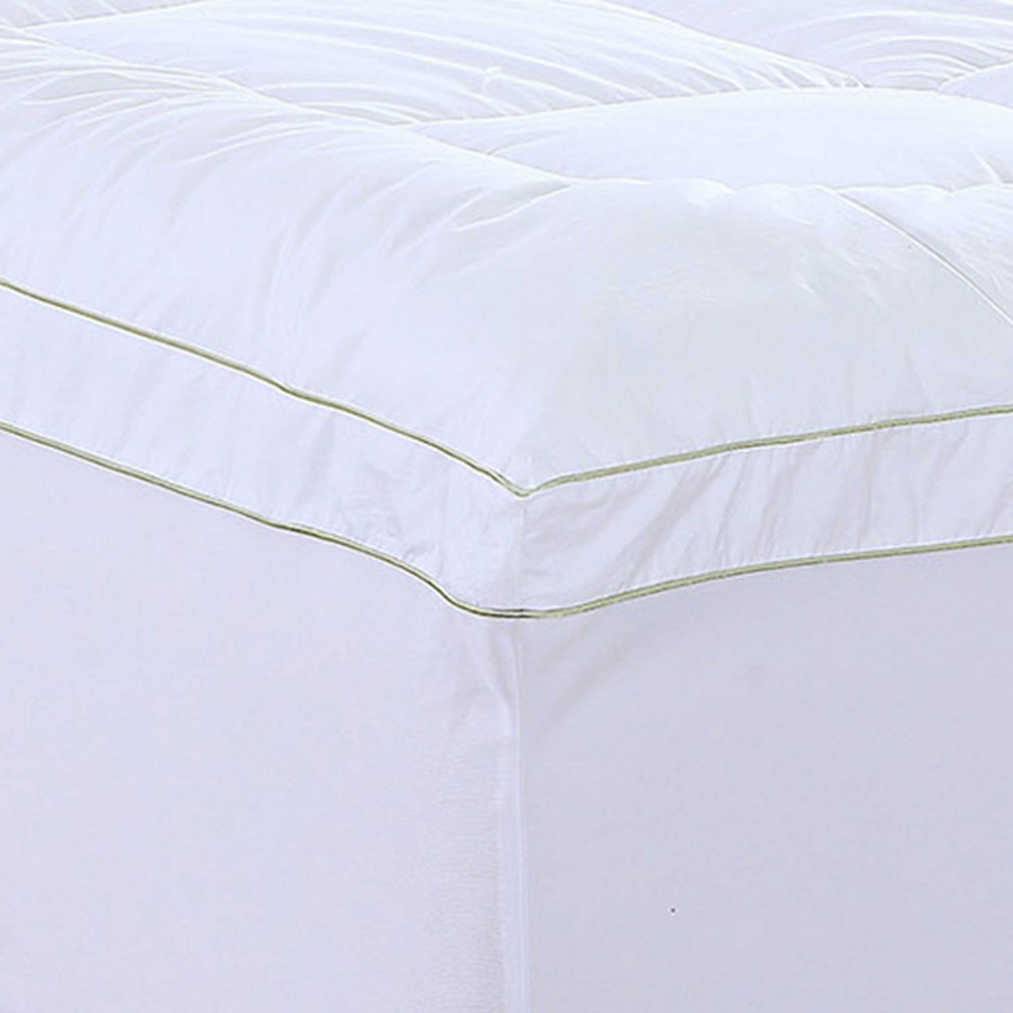 17" Square Quilted Accent Queen Piping Mattress Pad With Fitted Cover