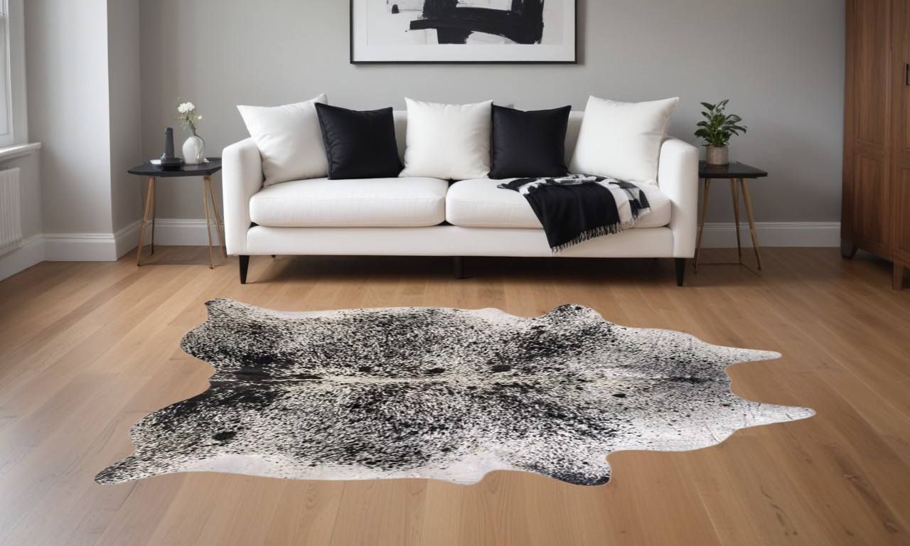 60" X 84" Salt And Pepper Black And White Cowhide - Area Rug-317319-1