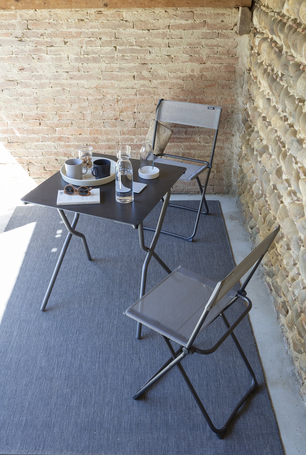 Folding Chair - Set of 2 - Basalt Steel Frame - Terre Fabric
