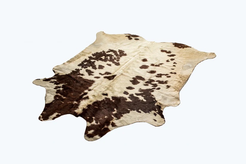 6' X 7' Brown and White Cowhide Handmade Area Rug-332282-1