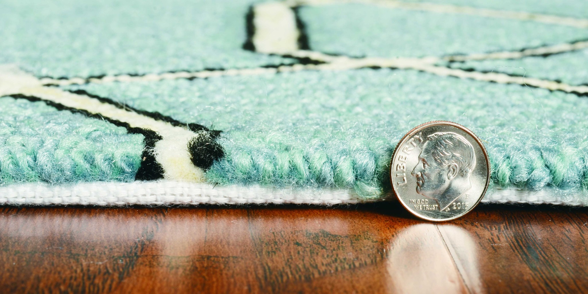 5" X 7" Green and Ivory Geometric Hand Hooked Area Rug