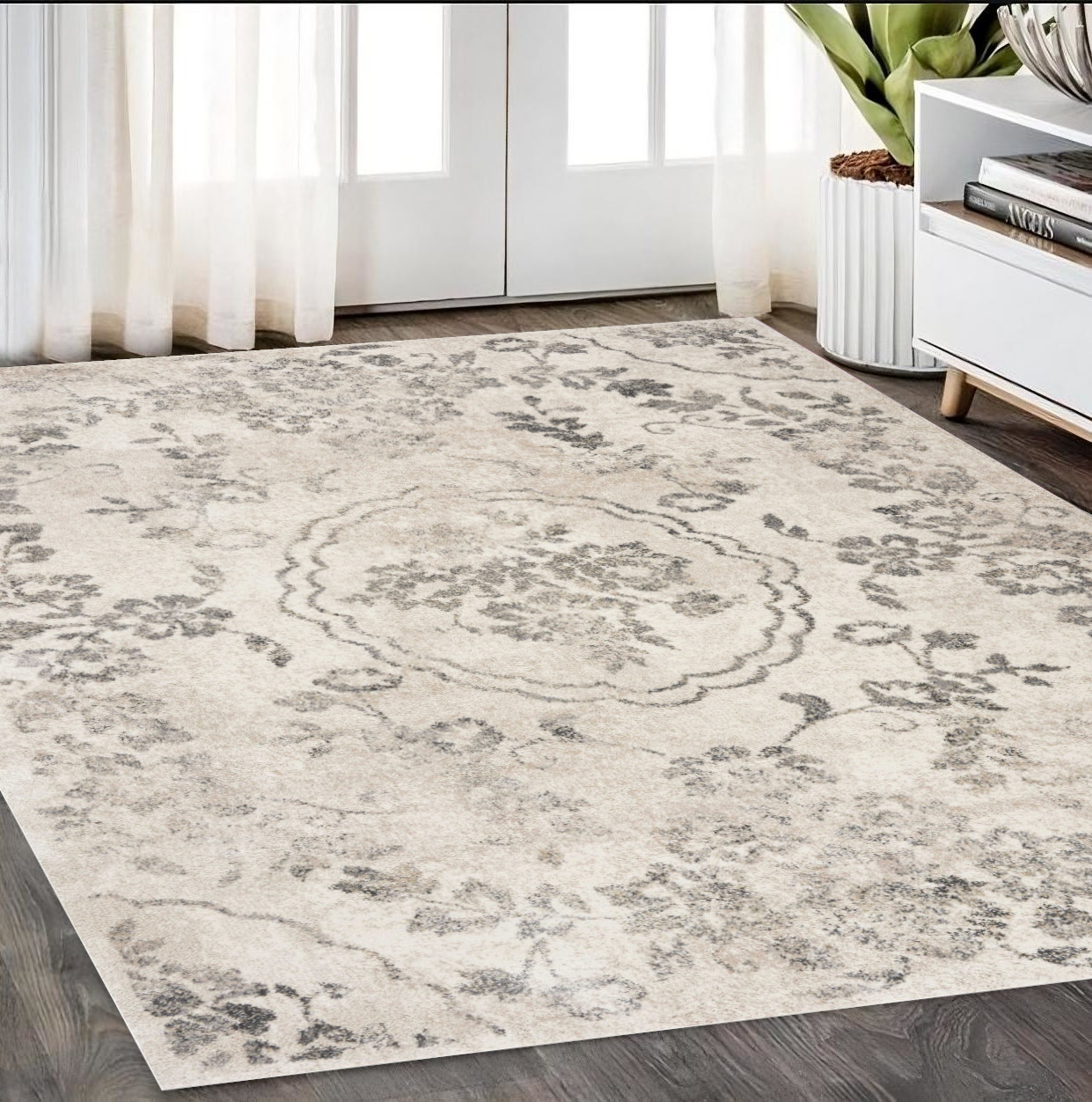 5'X8' Grey Machine Woven Distressed Floral Medallion Indoor Area Rug-352929-1