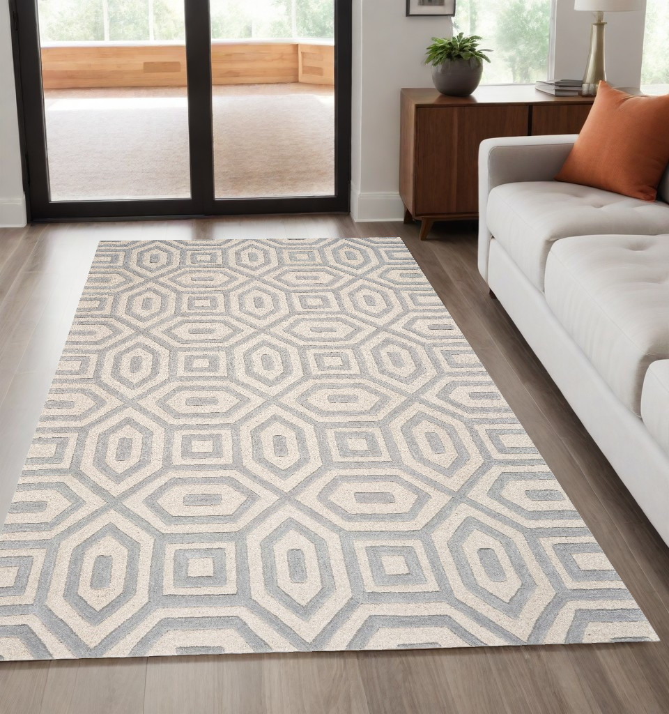 5' X 8' Light Gray And Ivory Wool Geometric Hand Tufted Area Rug-353103-1