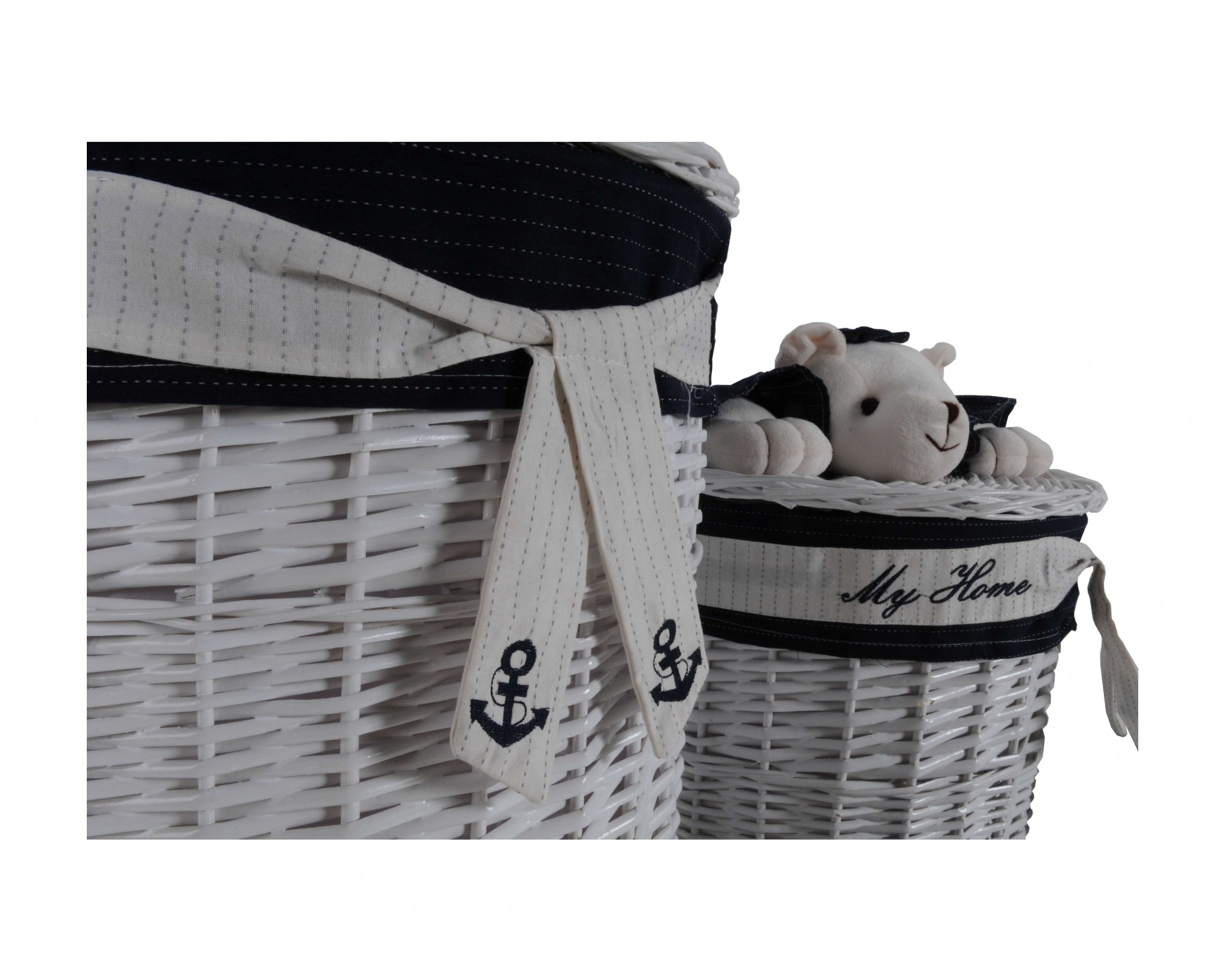 17.5" x 17.5" x 28" WhiteBlue OvalWillowBear DesignBasket Set of 4