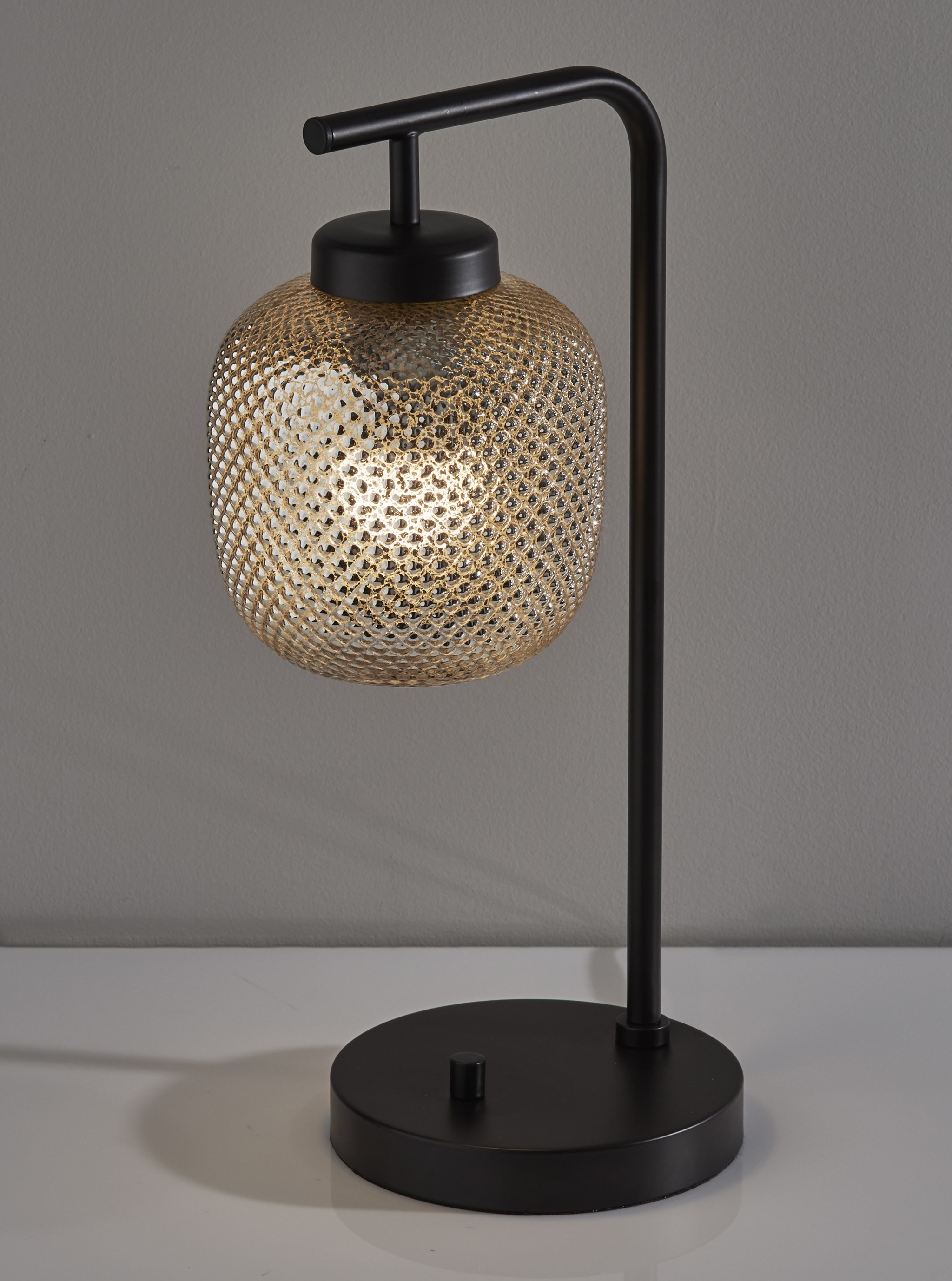 7.5" X 10" X 19.5" Bronze Metal Desk Lamp