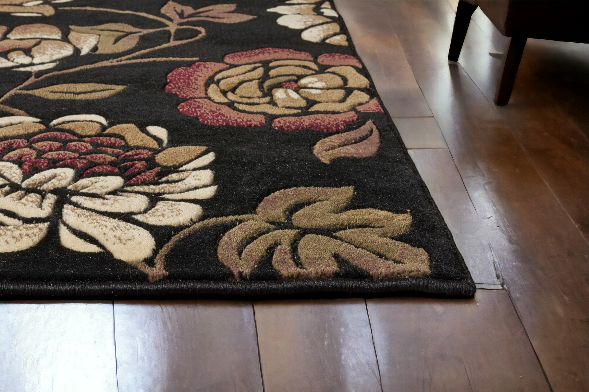 5" X 8" Black and Tan Floral Area Rug