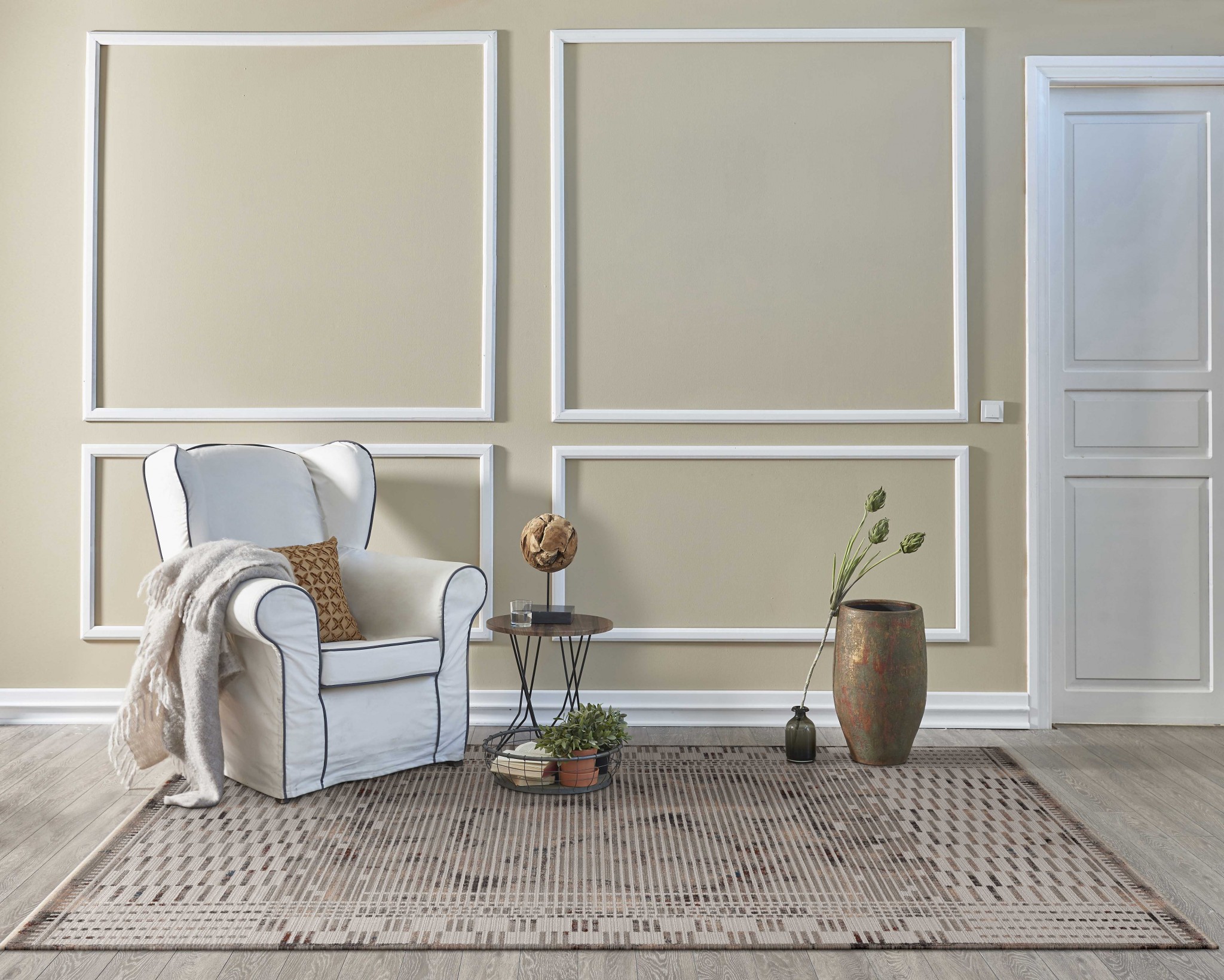 8" Natural Round Area Rug