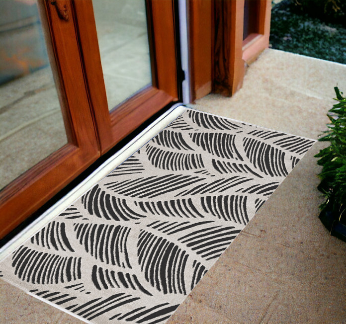 2'X4' Black White Machine Woven Uv Treated Tropical Palm Leaves Indoor Outdoor Accent Rug-375008-1