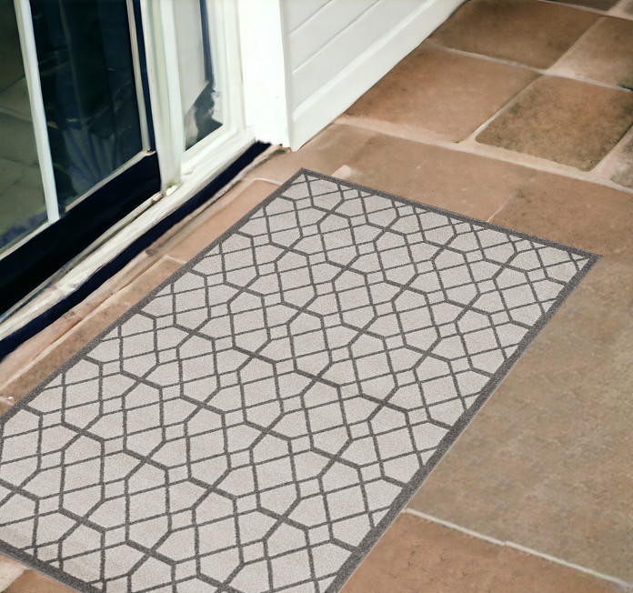 2' X 3' Ivory Or Grey Diamond Pattern Accent Rug-375023-1