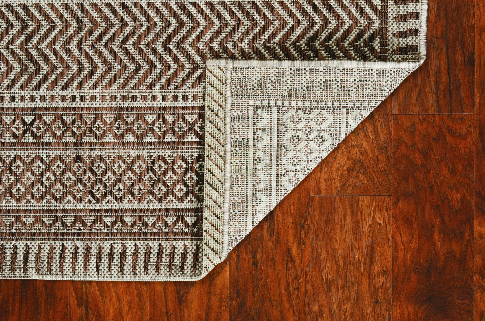 63" X 91" Mocha Polypropylene Rug