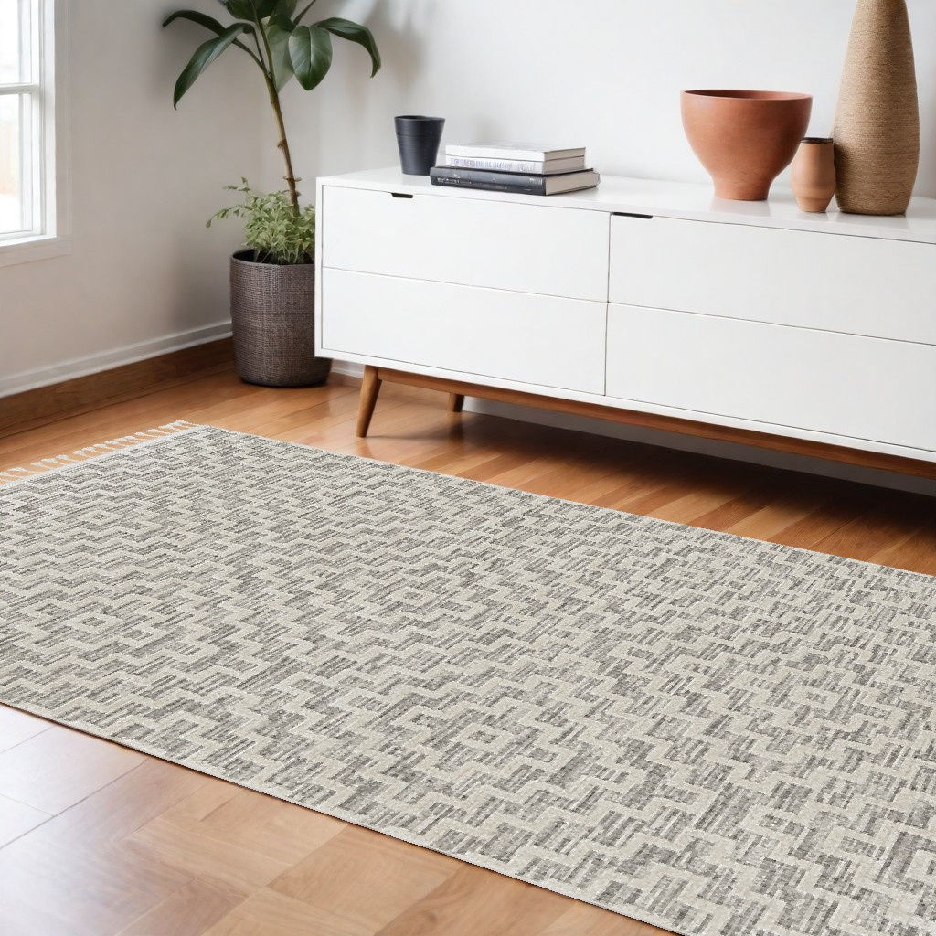 105 X 156 Ivory  Grey Polyester Rug-375687-1