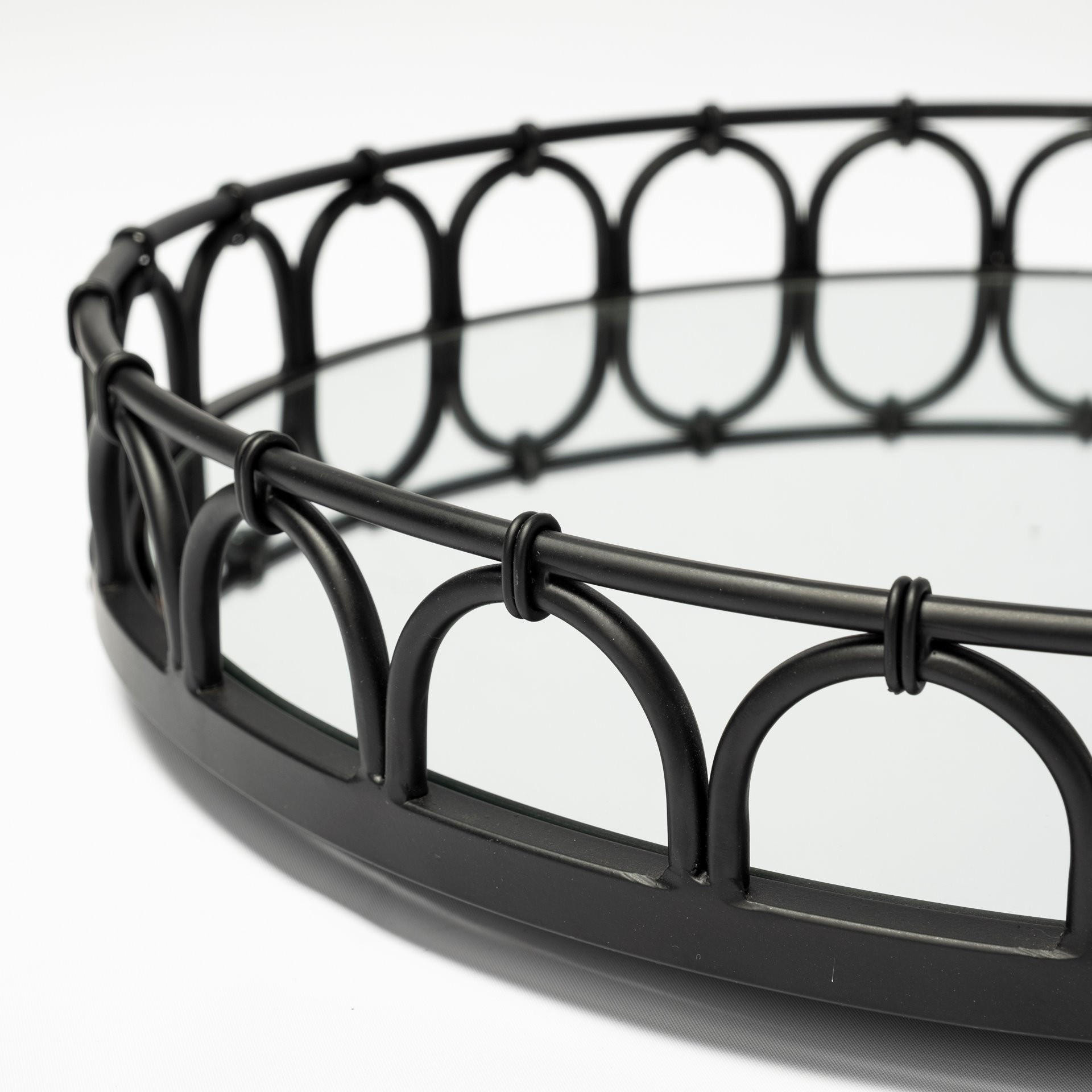 20" Matte Black Metal With Intricately Railings And Mirrored Glass Bottom Round Tray