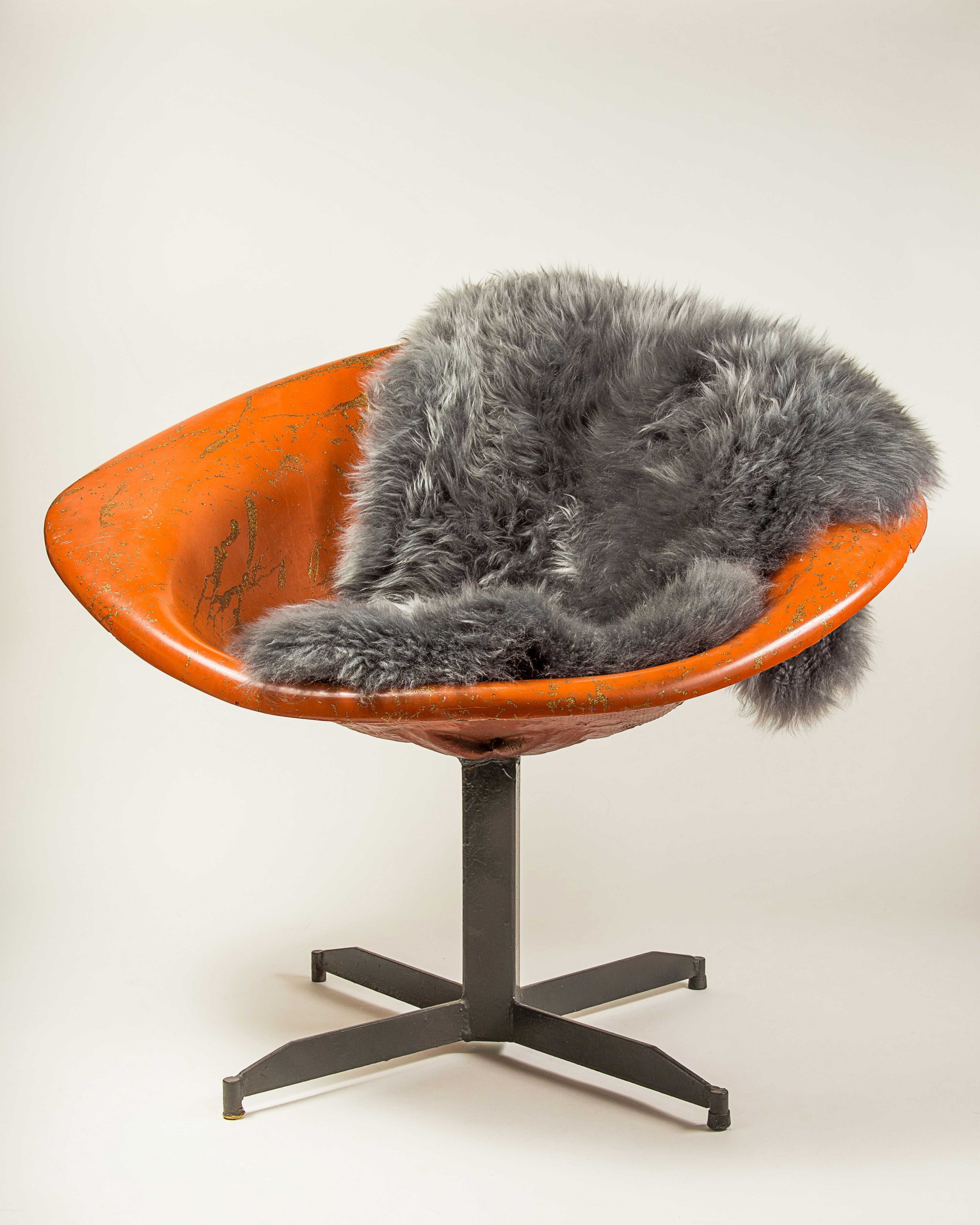 2" X 3" Warm Gray New Zealand Natural Sheepskin Rug