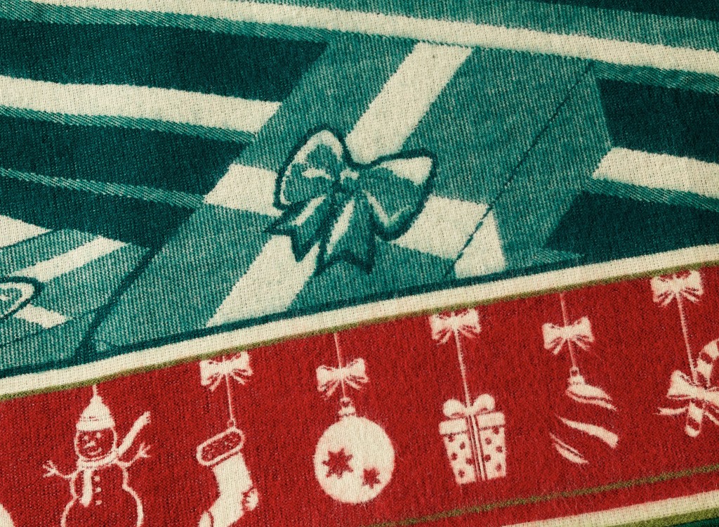 Queen Size Ultra Soft Green Christmas Handmade Woven Blanket