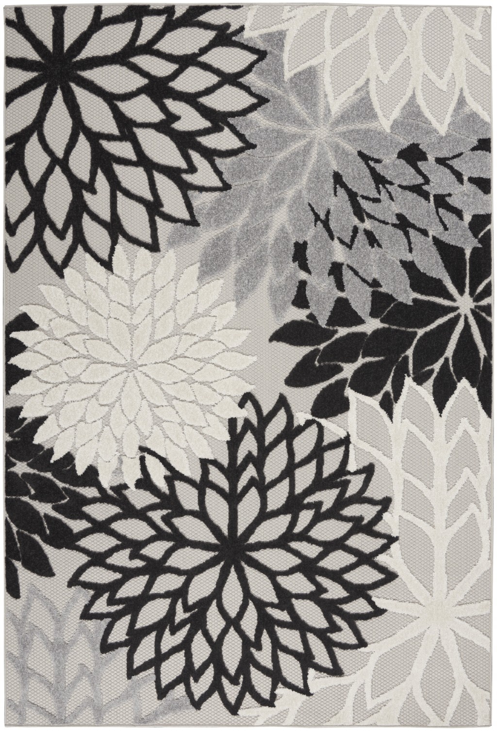 4' X 6' Black And White Floral Indoor Outdoor Area Rug-384597-1