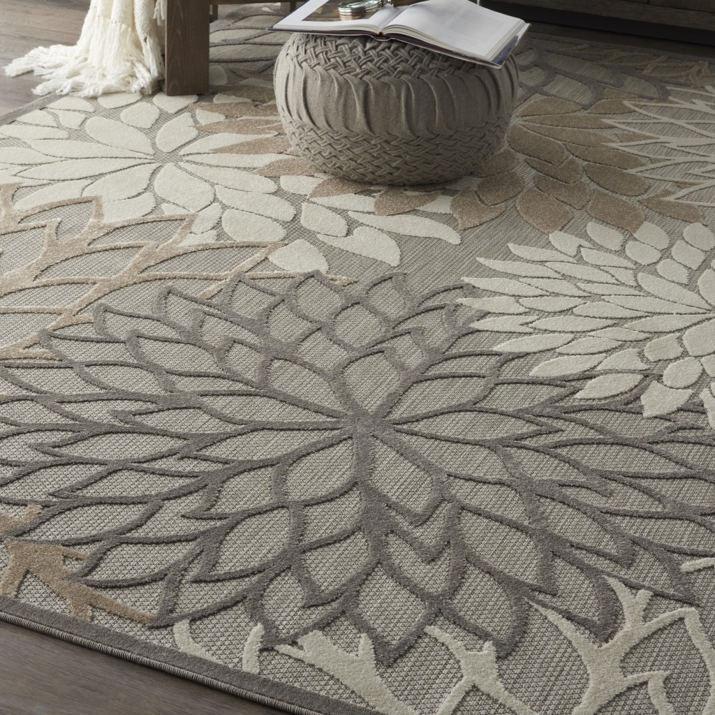 7 x 10 Natural and Gray Indoor Outdoor Area Rug