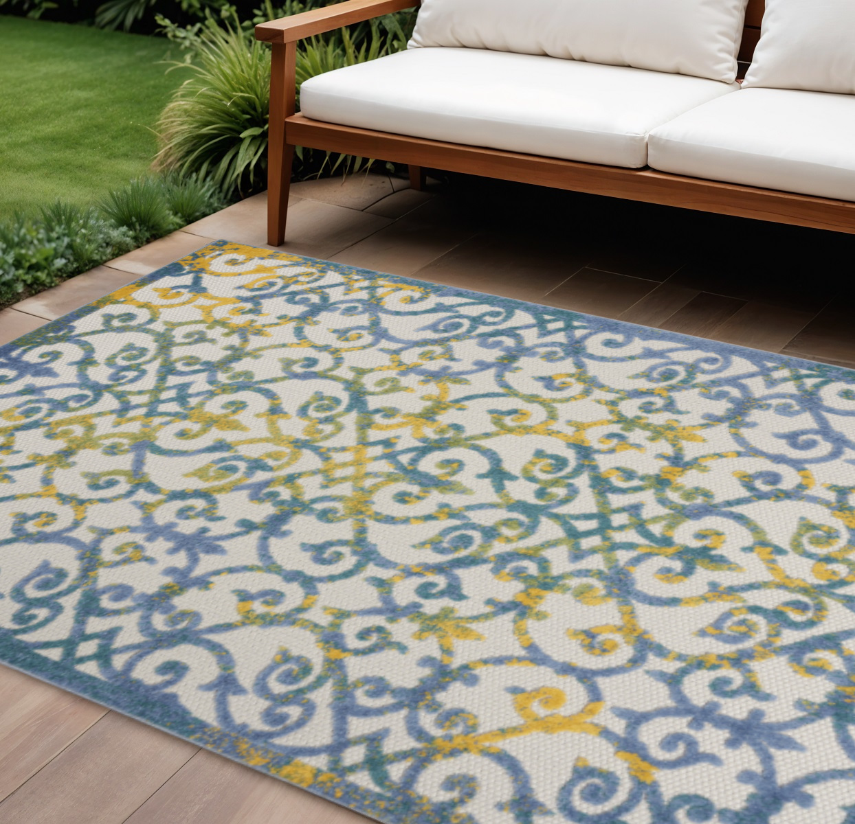 6' X 9' Ivory And Blue Indoor Outdoor Area Rug-385021-1