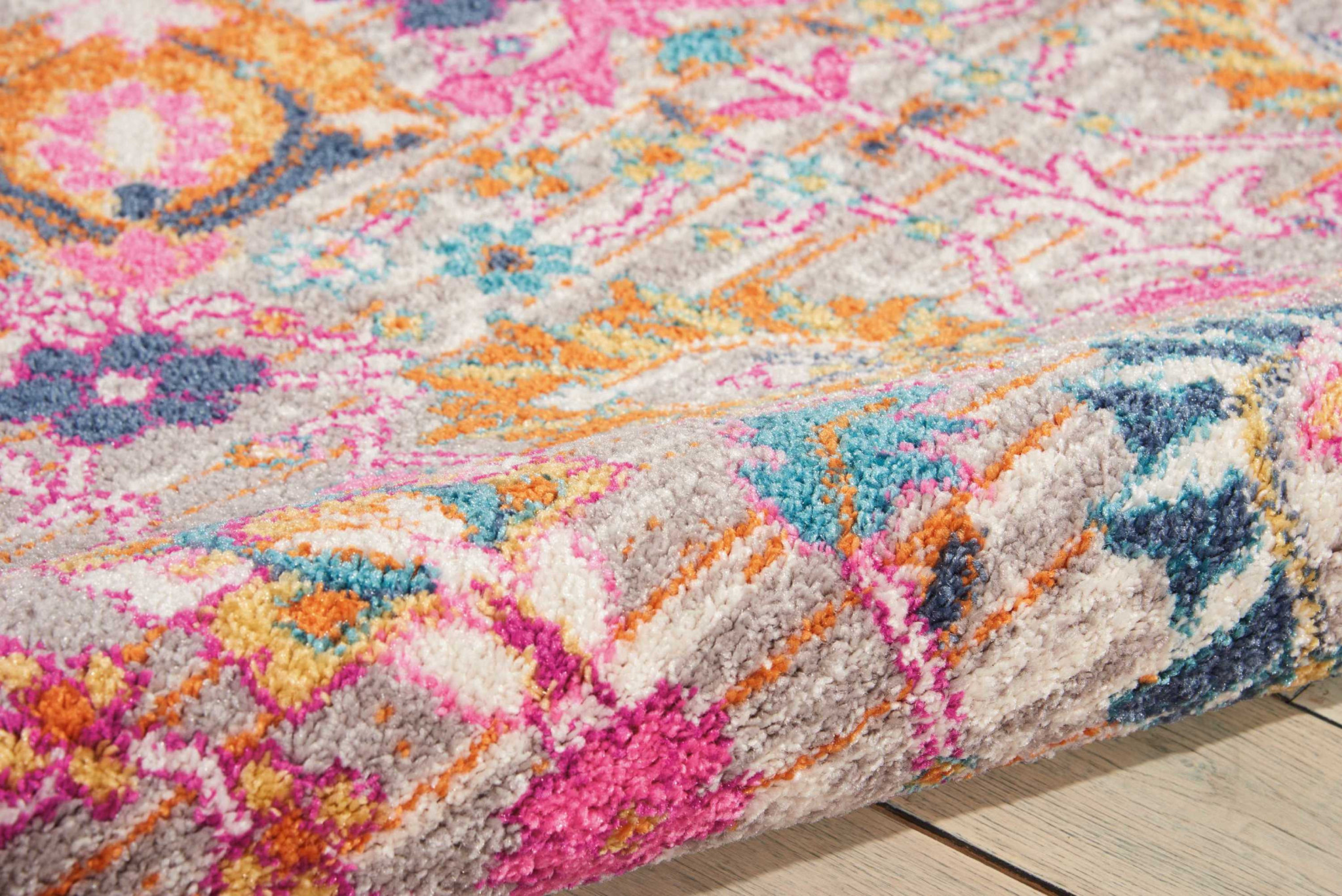 4" X 6" Silver Floral Power Loom Area Rug