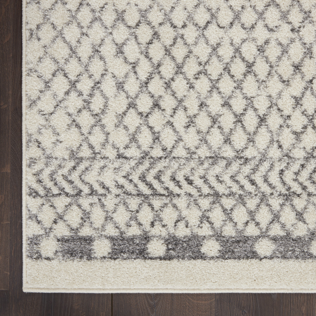 2" X 3" Gray Geometric Power Loom Area Rug
