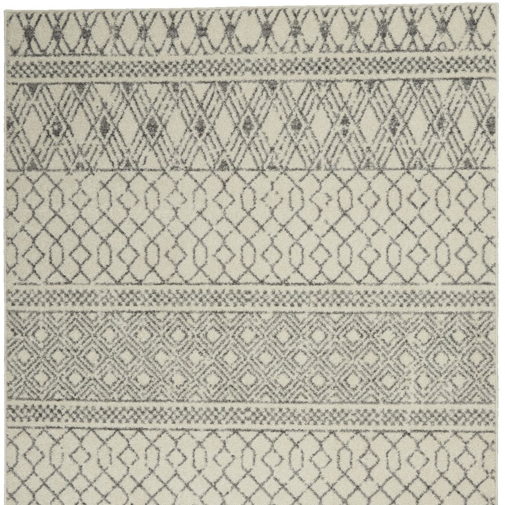 4" X 6" Gray Geometric Power Loom Area Rug