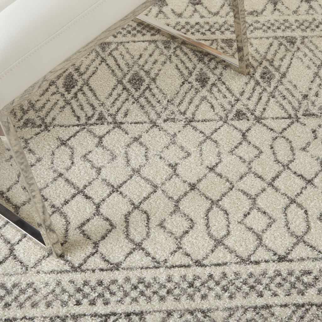 5" X 7" Gray Geometric Power Loom Area Rug