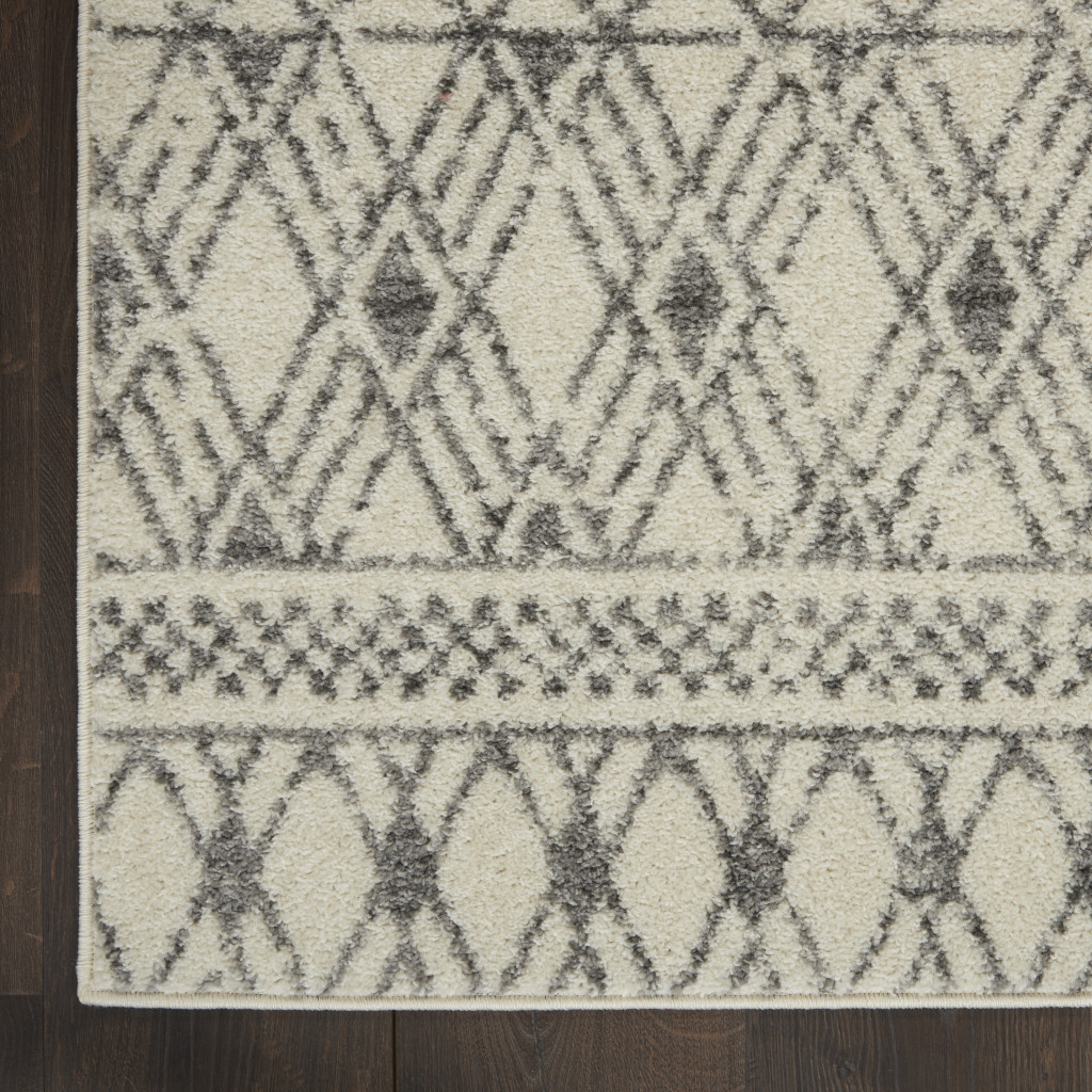 5" X 7" Gray Geometric Power Loom Area Rug