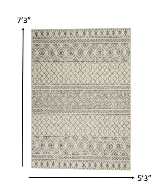 5" X 7" Gray Geometric Power Loom Area Rug