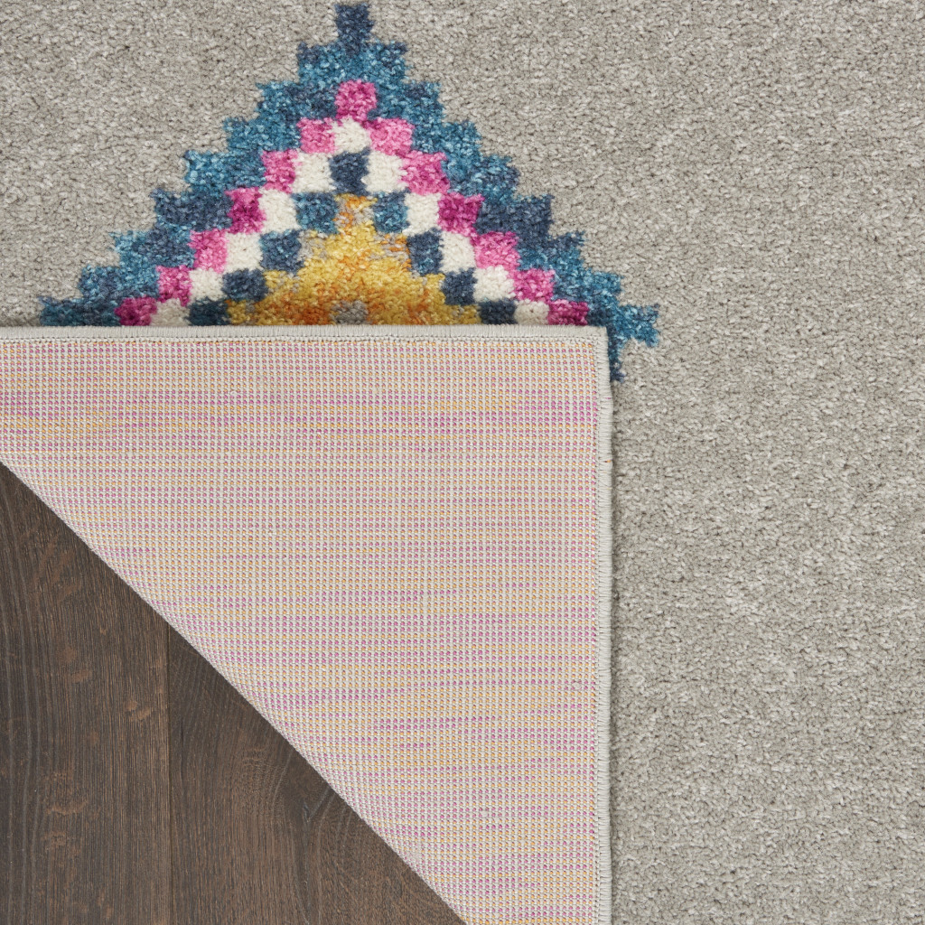 2" X 3" Gray Geometric Berber Area Rug