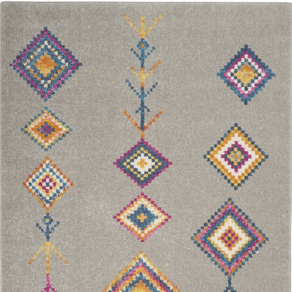 5" X 7" Gray Geometric Berber Area Rug
