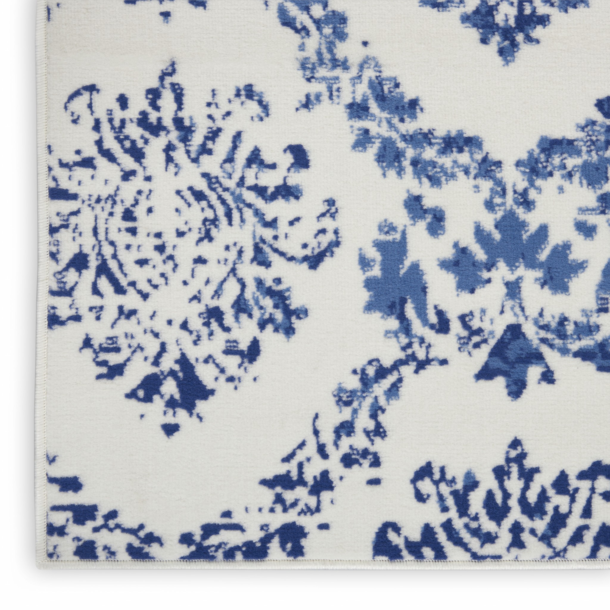 4" X 6" Blue And Ivory Floral Dhurrie Area Rug