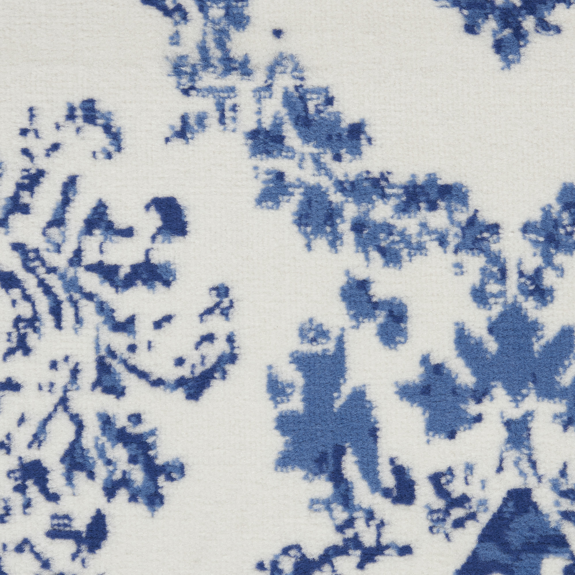 5" X 7" Blue And Ivory Floral Dhurrie Area Rug