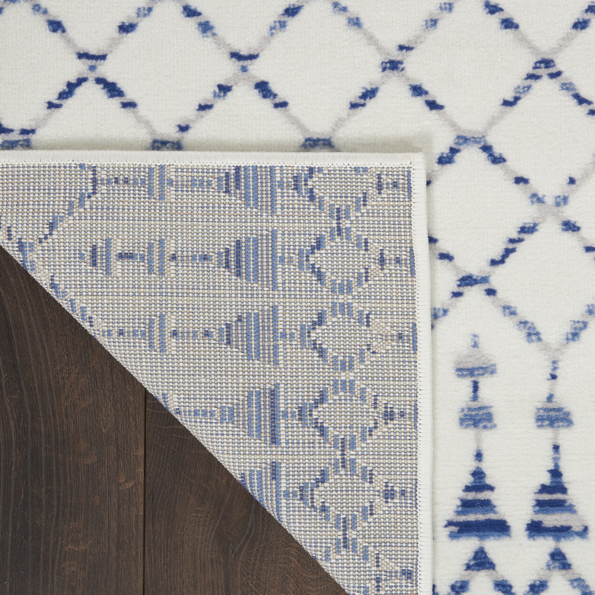 4 X 6 Ivory And Blue Berber Pattern Area Rug