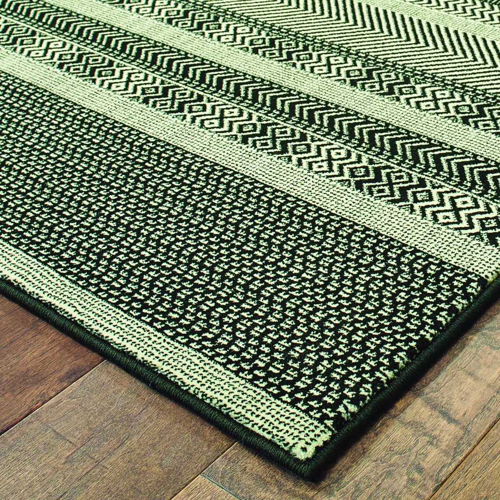 8" Black Ivory Machine Woven Geometric Indoor Runner Rug