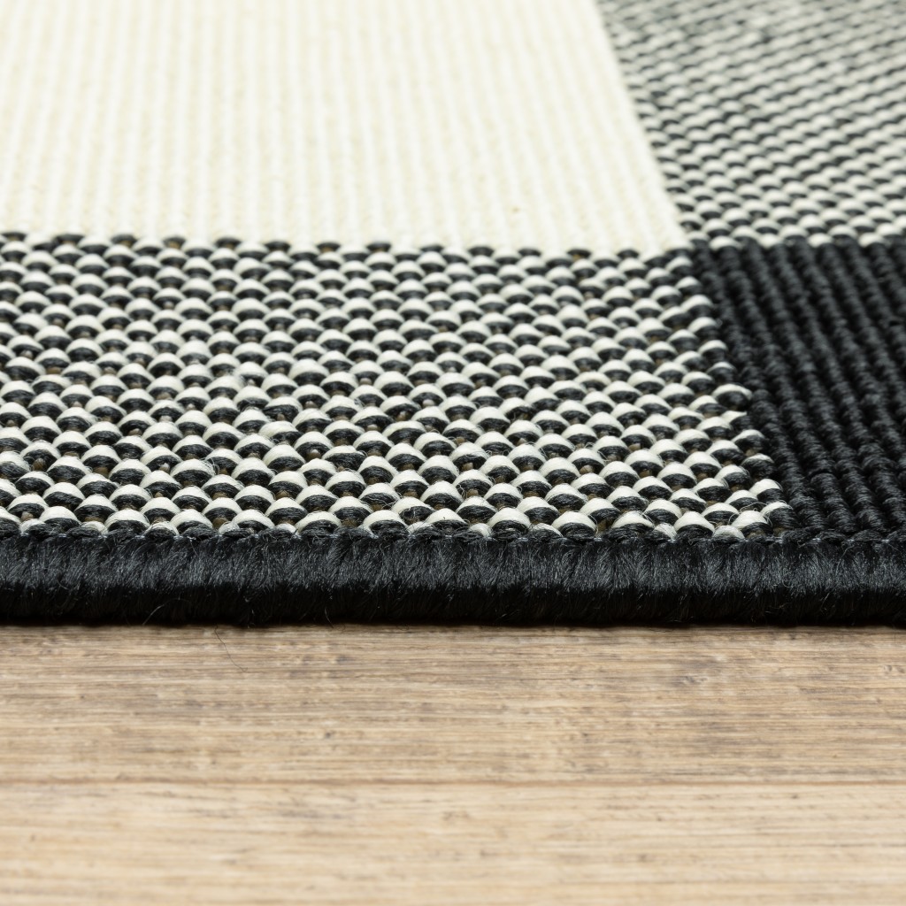 5x8 Black and Ivory Gingham Indoor Outdoor Area Rug