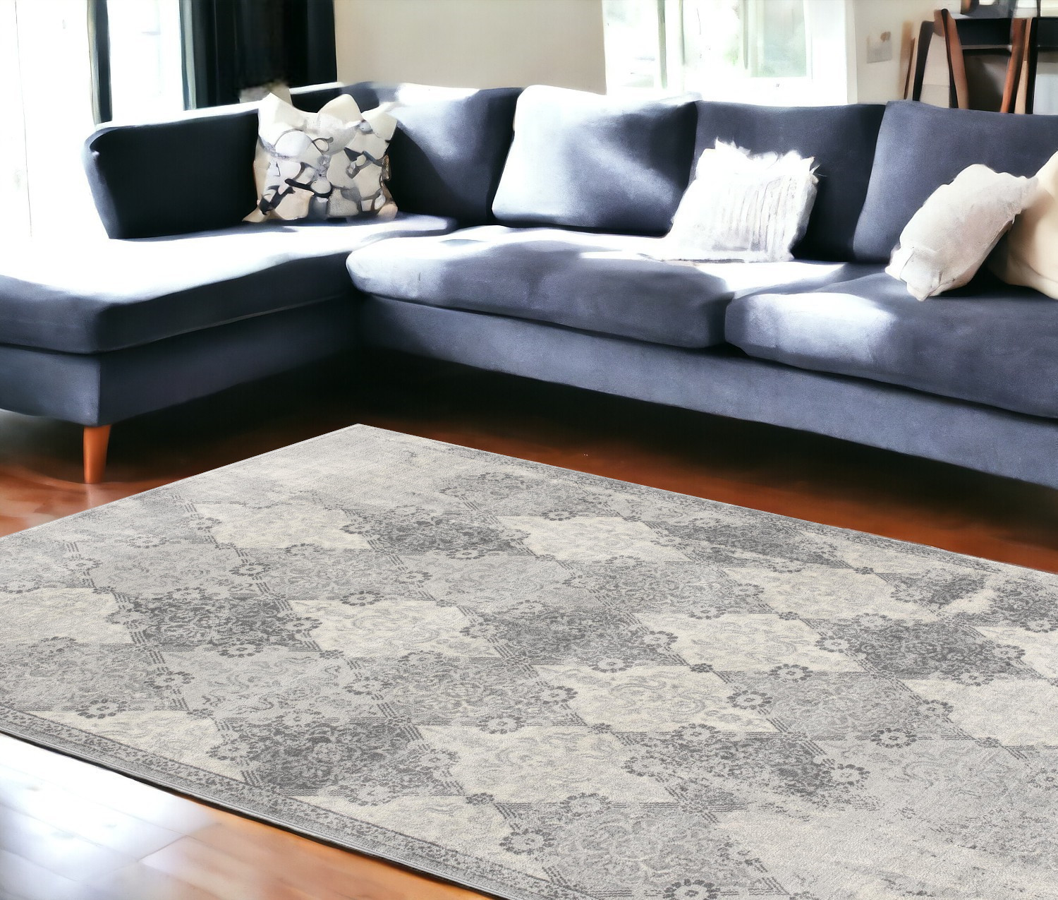 8" X 11" Gray Distressed Trellis Pattern Area Rug