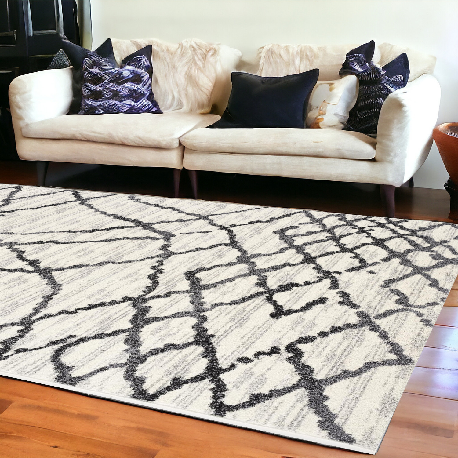 7’ X 9’ Gray And Black Modern Abstract Area Rug-390301-1