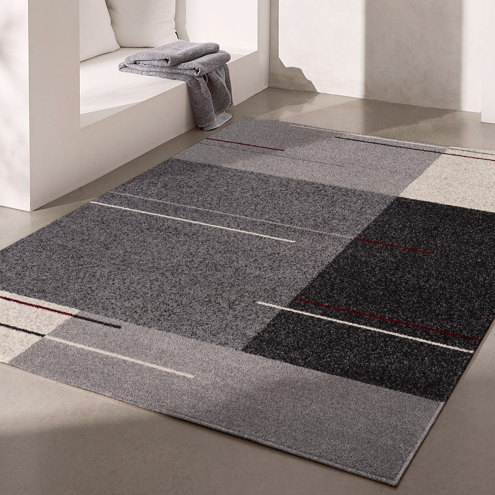 8" X 11" Gray Modern Geometric Area Rug