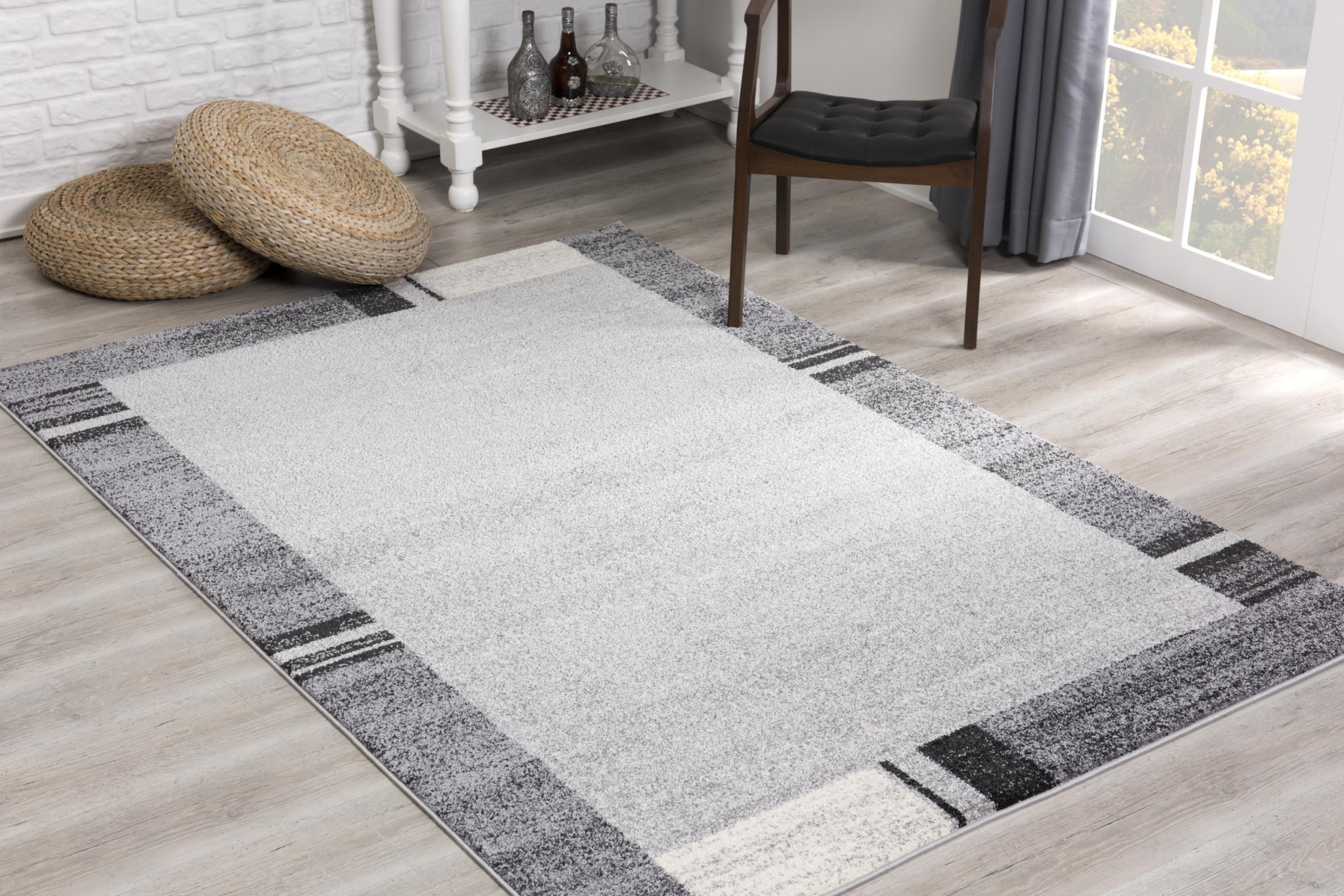 8" X 11" Gray Modern Bordered Area Rug