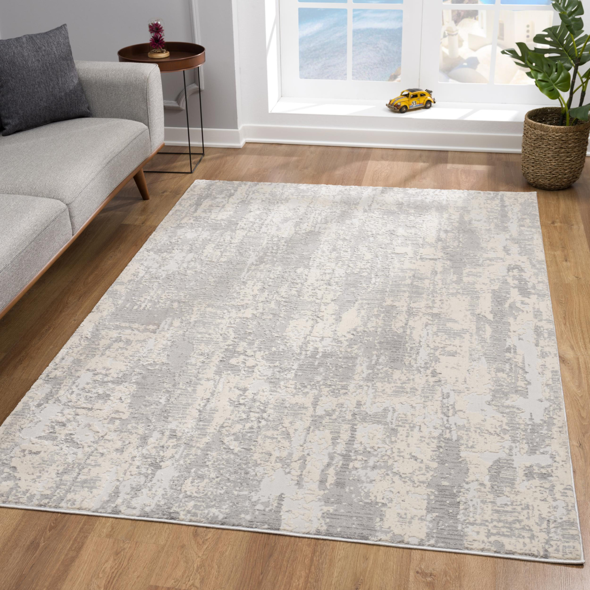 5" X 8" Grey Abstract Area Rug