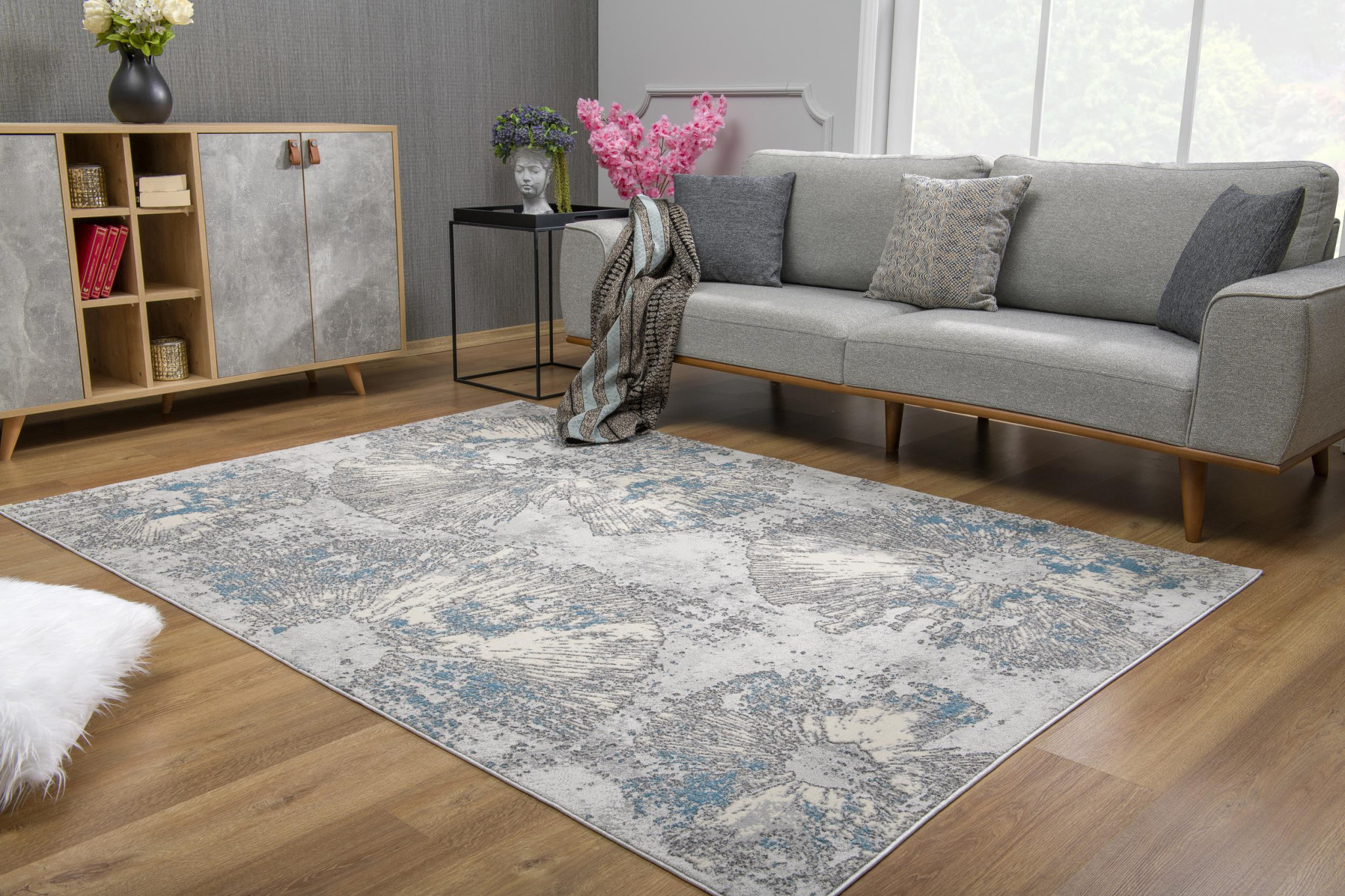 5" X 8" Blue Abstract Circular Motifs Area Rug