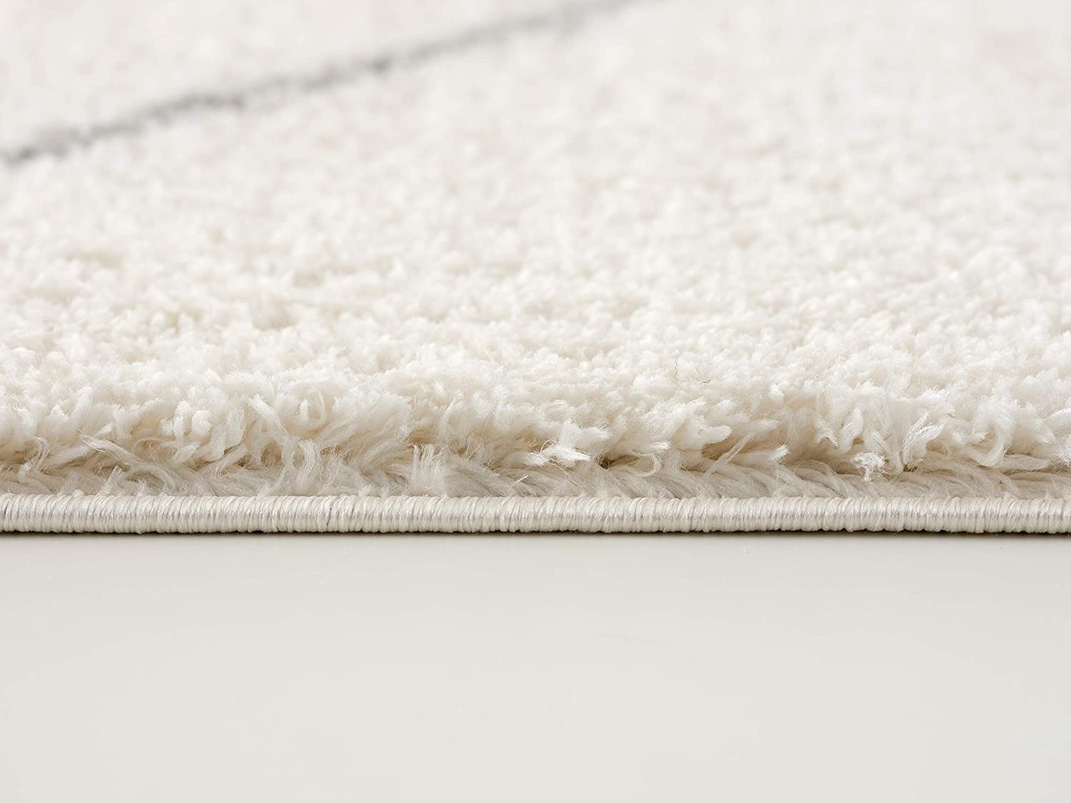5" X 8" Ivory Modern Uneven Lattice Area Rug
