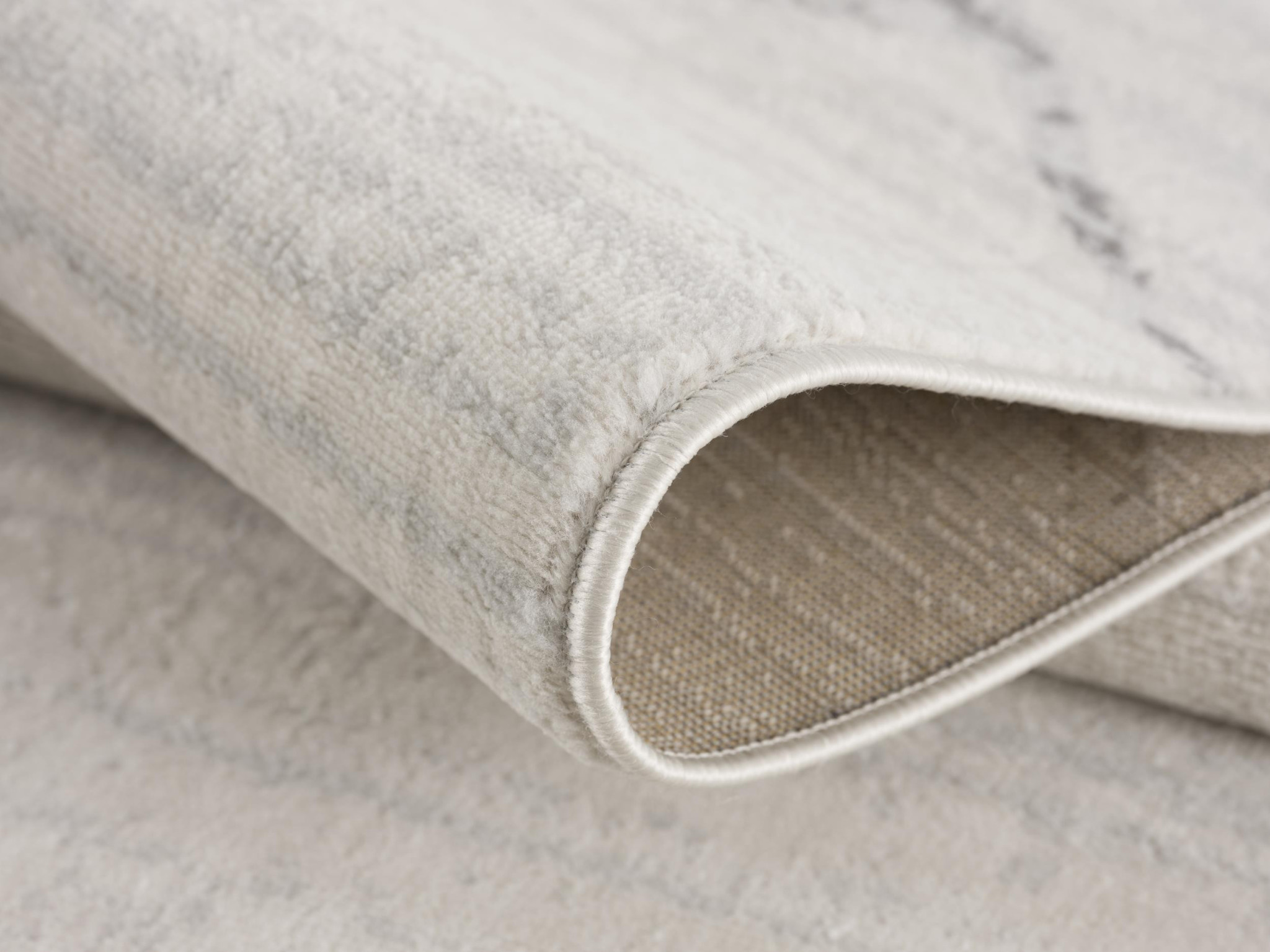 8" X 10" Gray and Ivory Geometric Area Rug