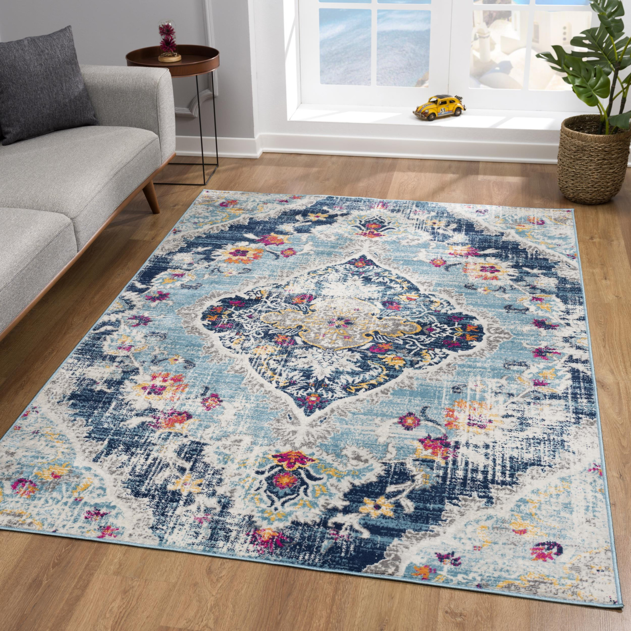 4" X 6" Blue and Ivory Medallion Area Rug
