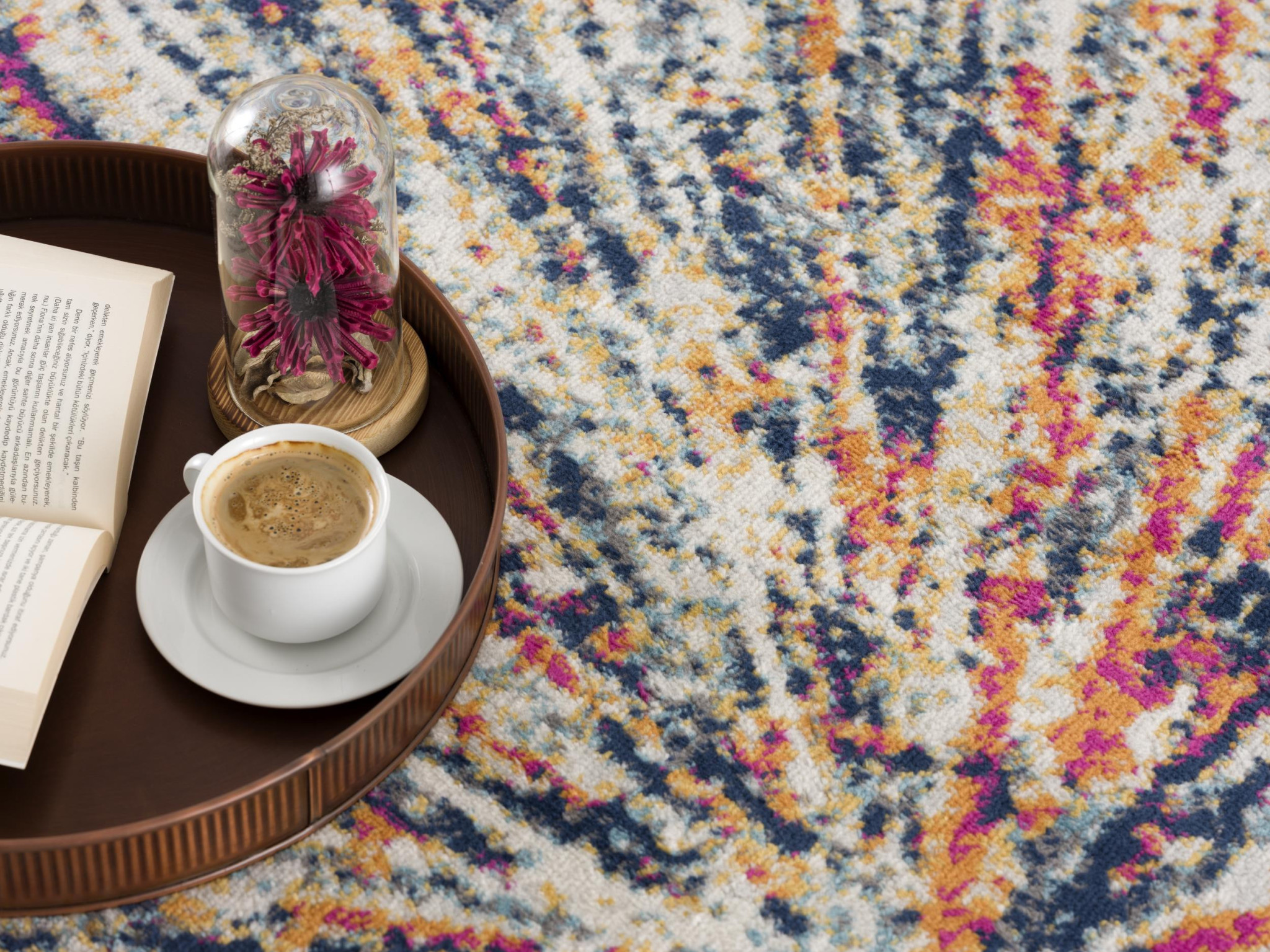 2" X 4" Cream Abstract Area Rug