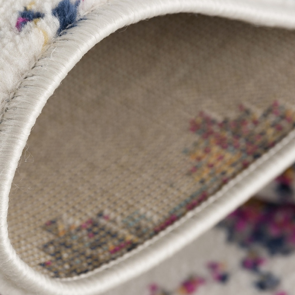 20" Cream Ikat Area Rug