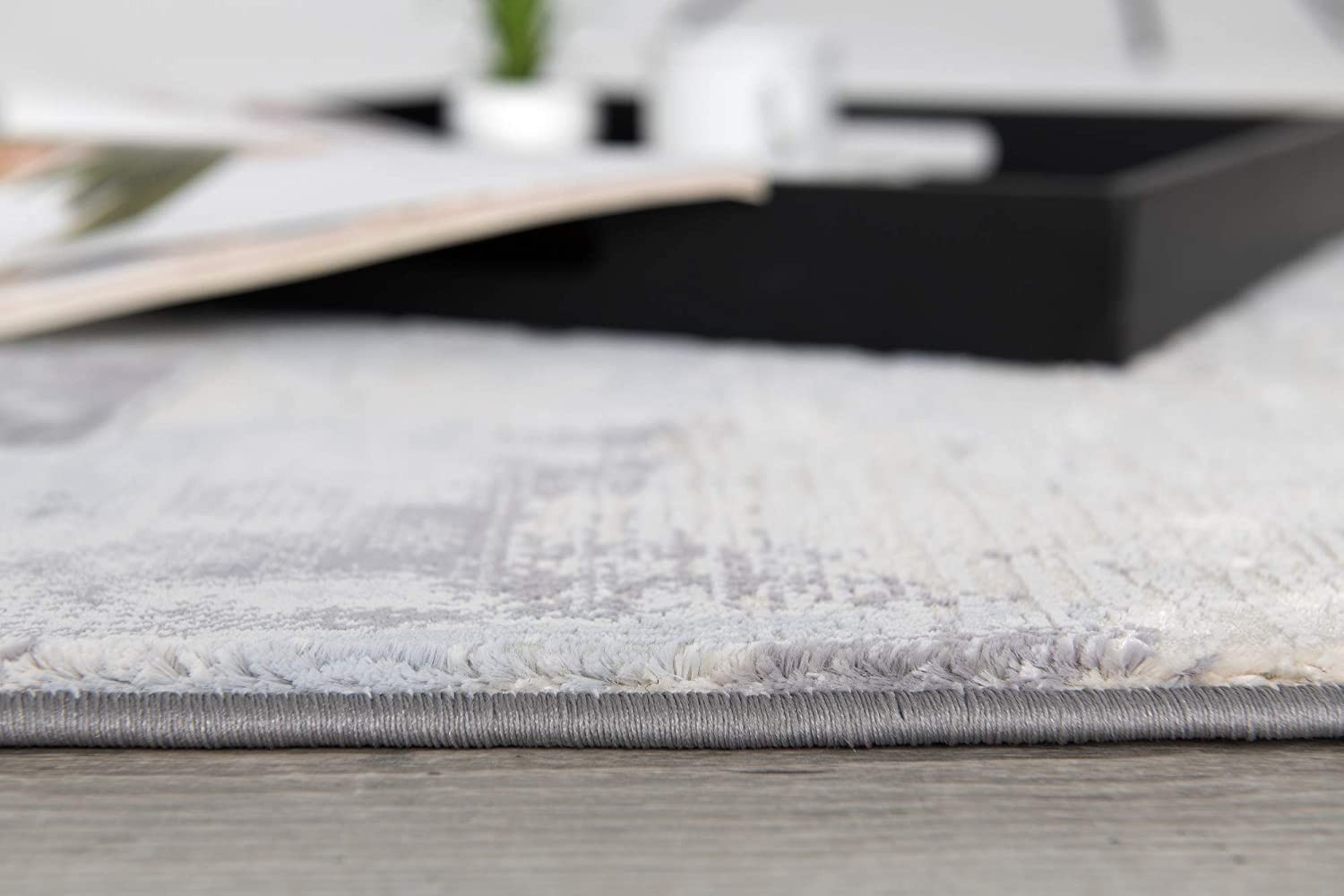 5" X 7" Gray Abstract Power Loom Area Rug