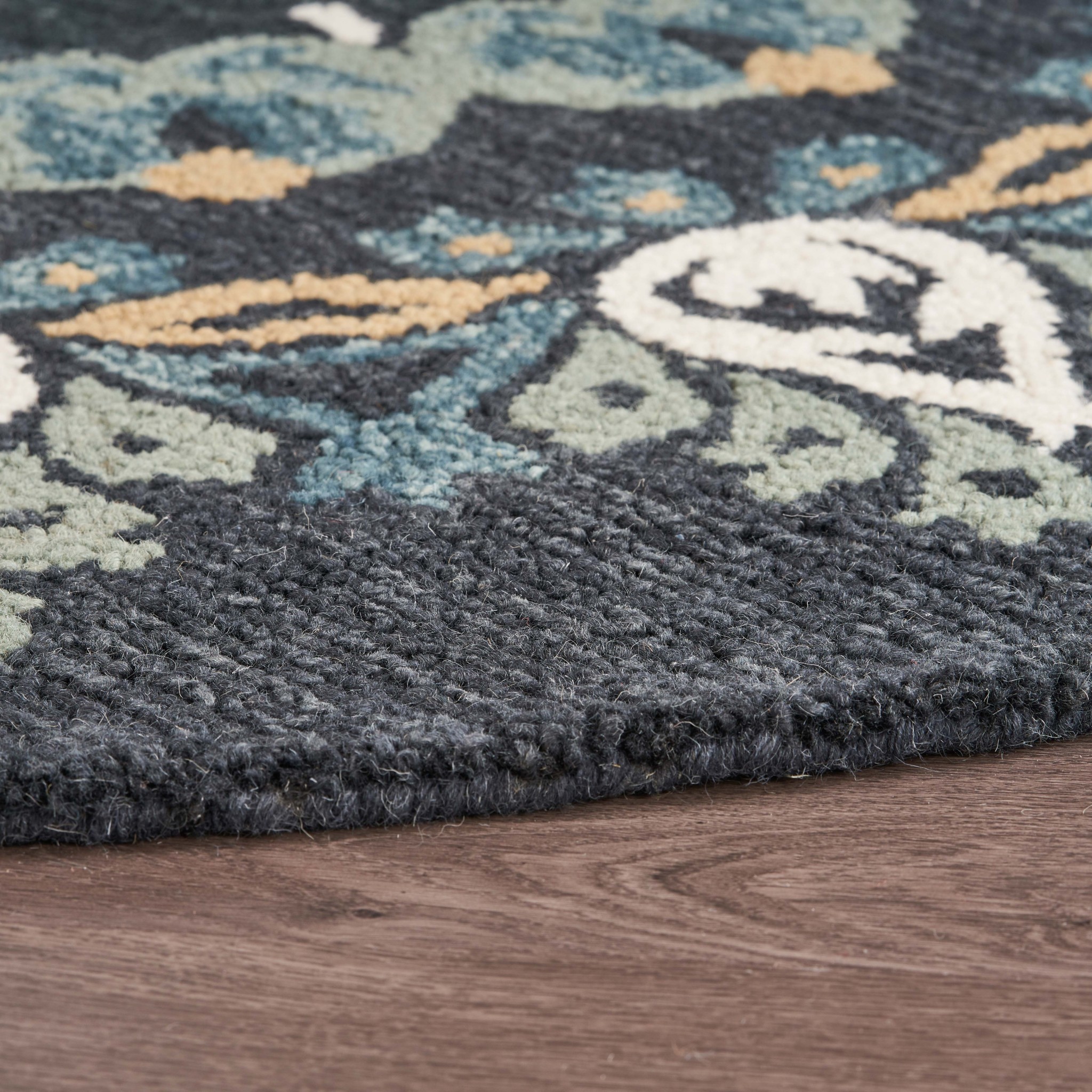 6" Round Black Floral Paradise Area Rug