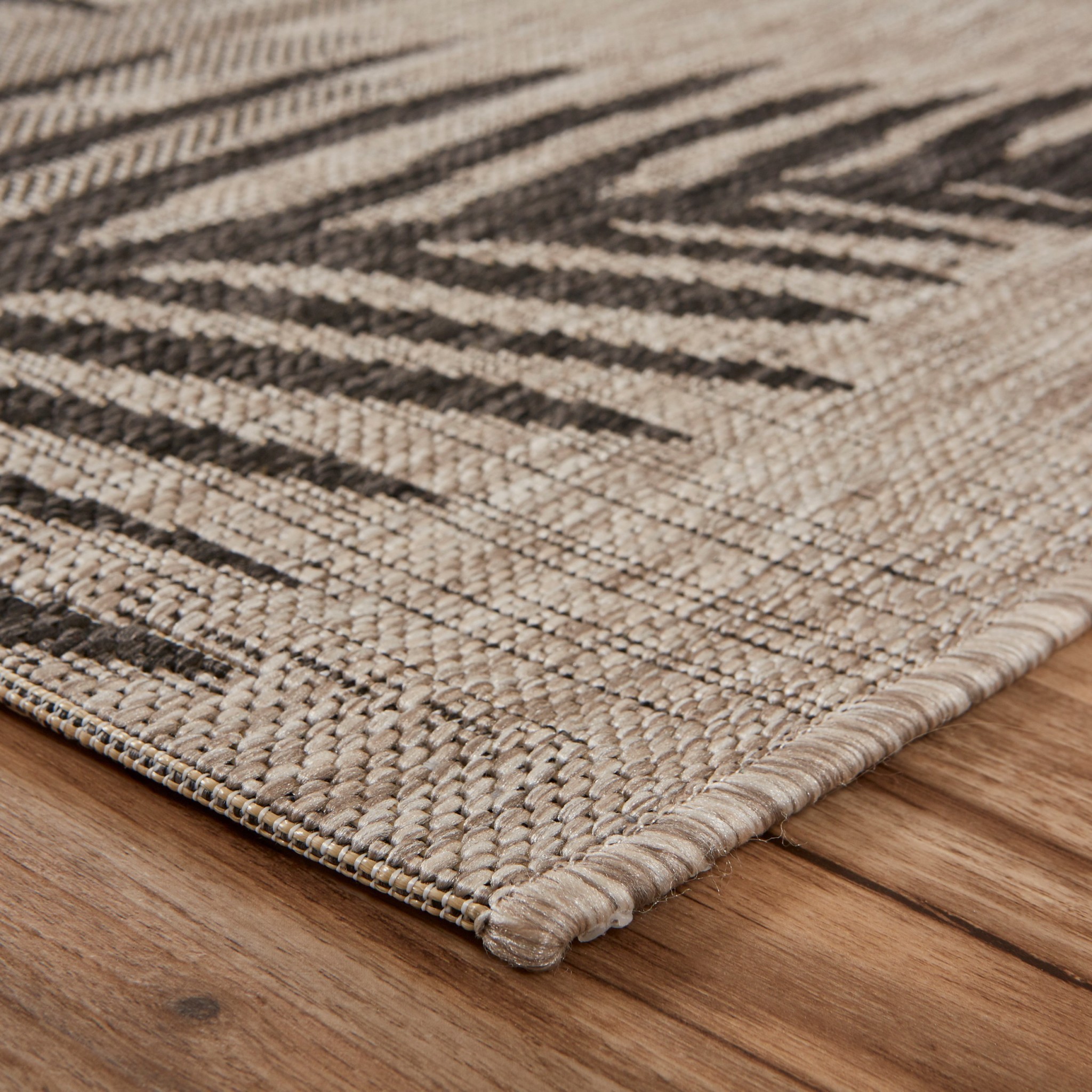 2 x 3 Beige Palm Leaves Indoor Outdoor Scatter Rug