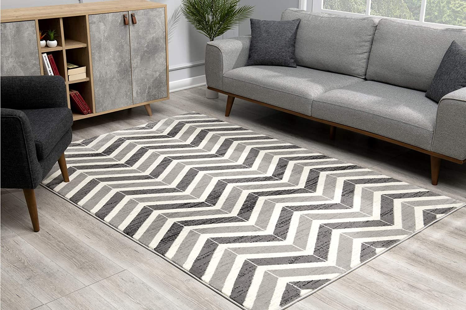 8" X 11" Gray Chevron Dhurrie Area Rug